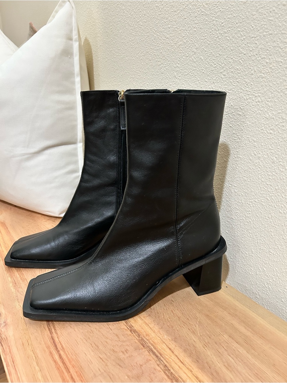 ZARA | Architectural Leather Block Heel Ankle Boots | Size 38 - Picture 8 of 9